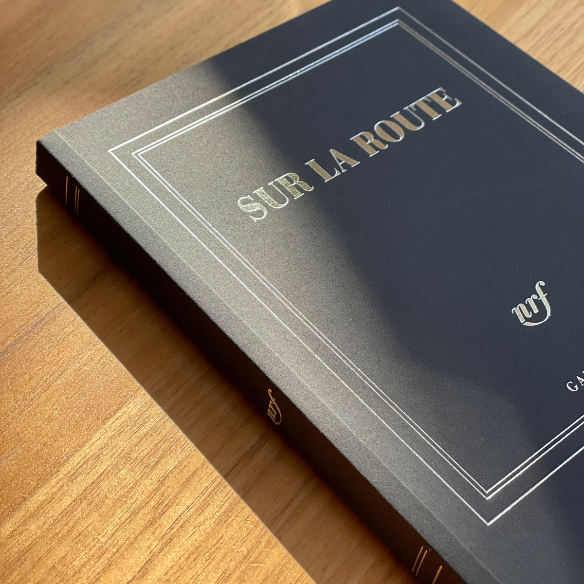 “Sur la route” (square notebook)
